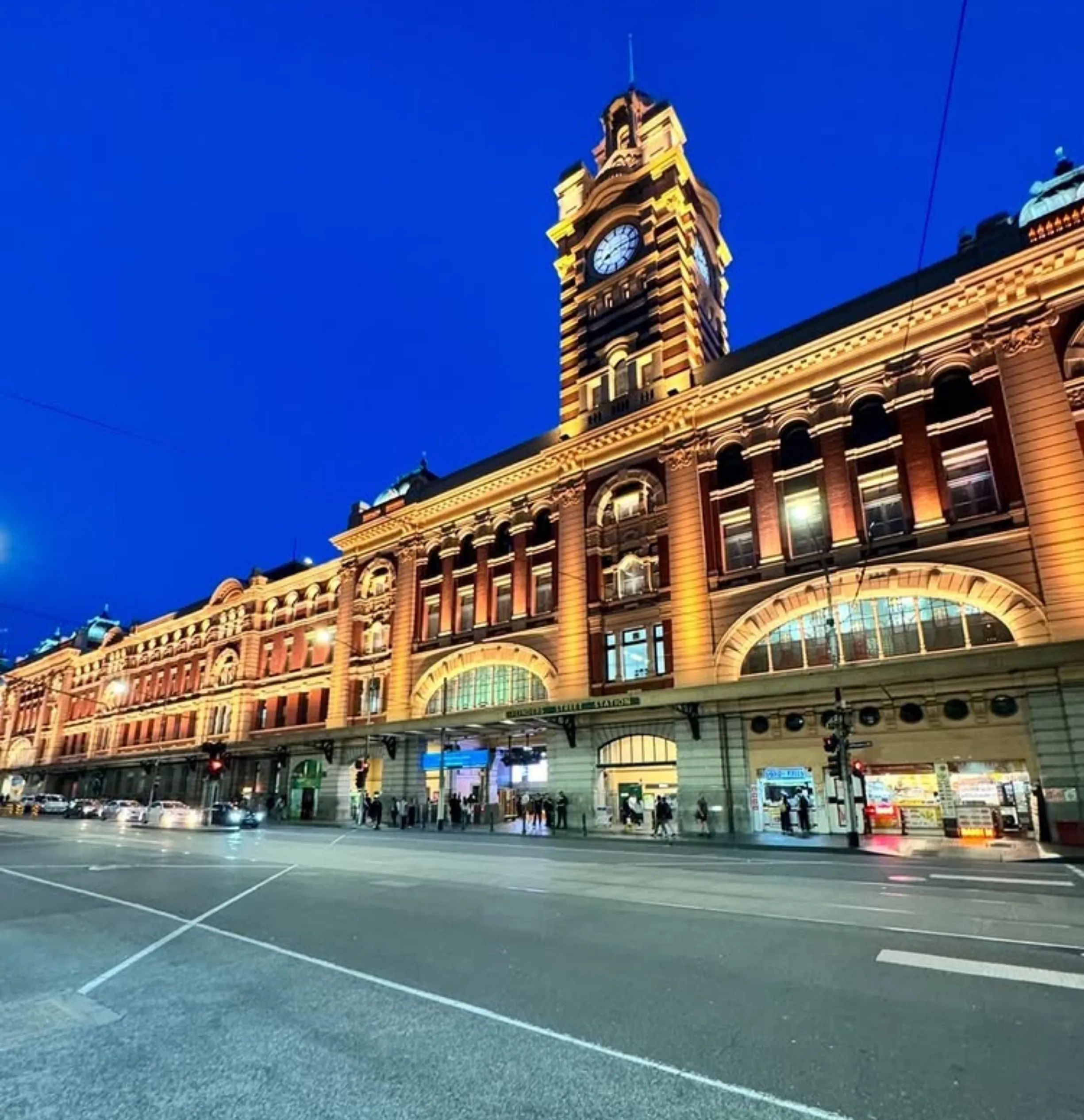 Brighton Beach vs Middle Brighton station